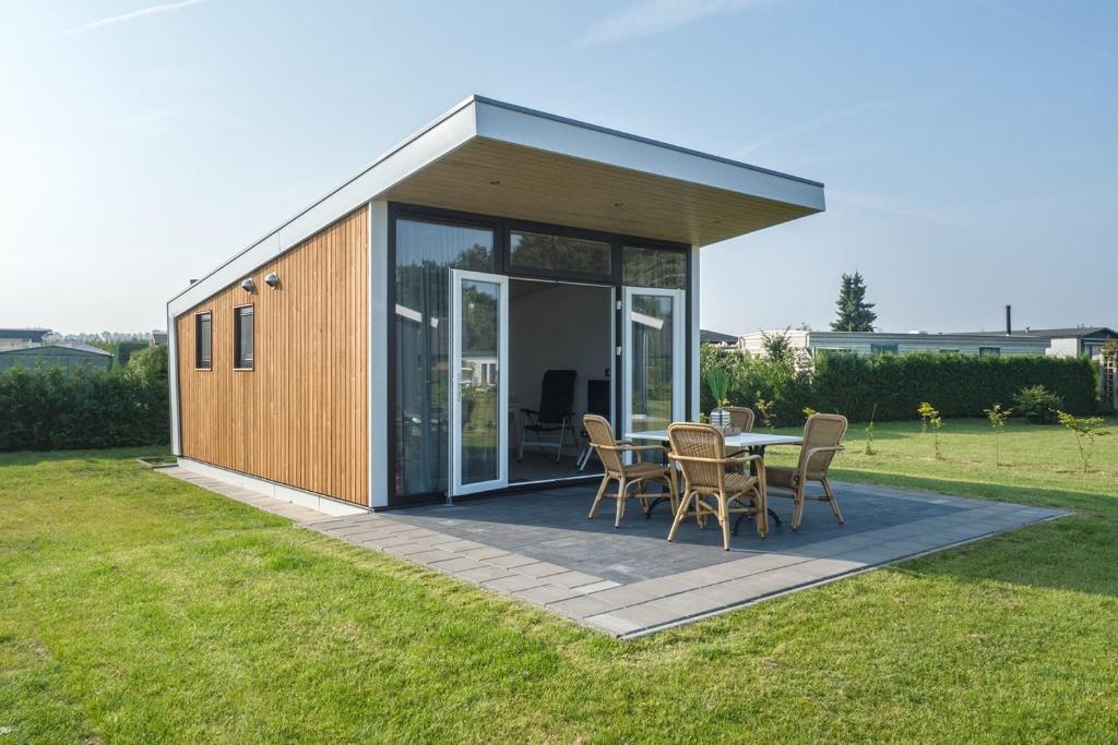 Luxe Tiny House room 3